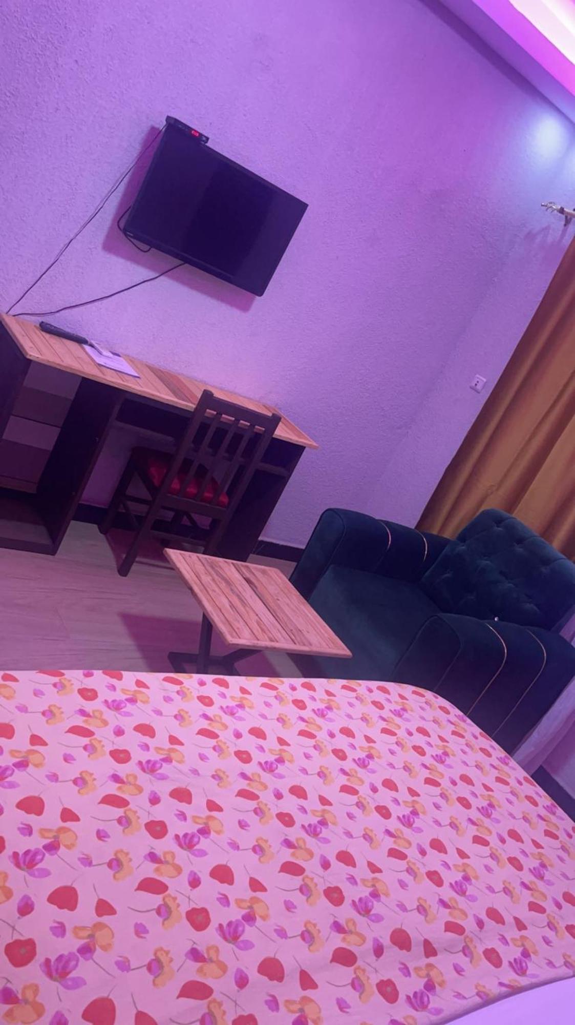 Hotel Residence Aicha Tambacounda Extérieur photo
